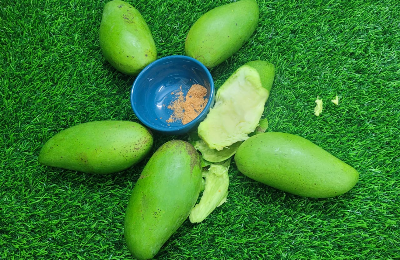 থাইল্যান্ডের স্পেশাল কাঁচামিঠা আম